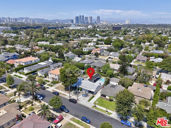 Building Photo - 2672 Veteran Ave