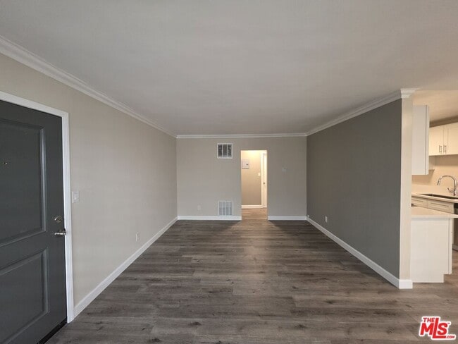 Building Photo - 7972 Norton Ave