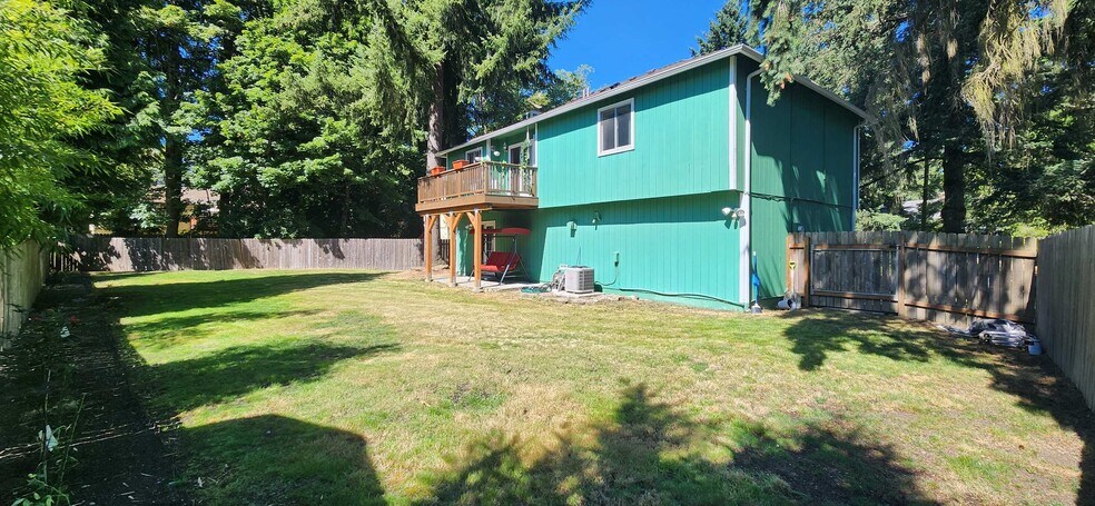 Building Photo - 10501 160th Ct NE