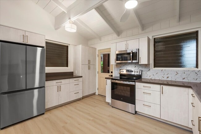 Building Photo - 3567 Baldwin Ave