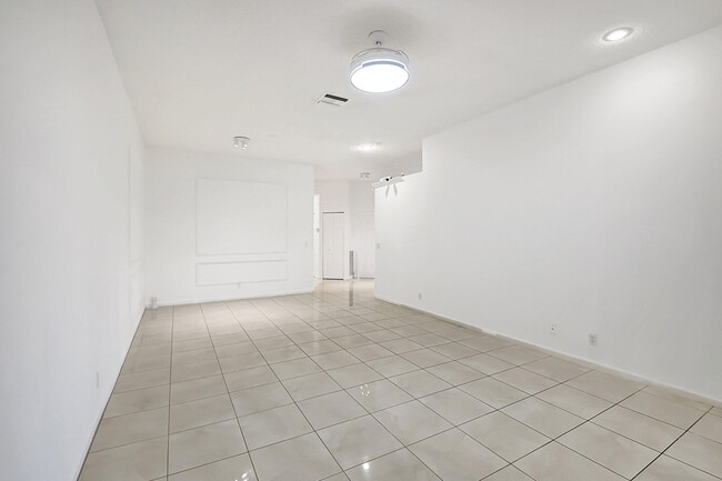 Building Photo - 6340 Long Key Ln