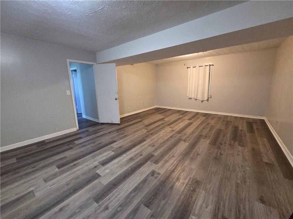 Building Photo - 5034 Cherokee Ct