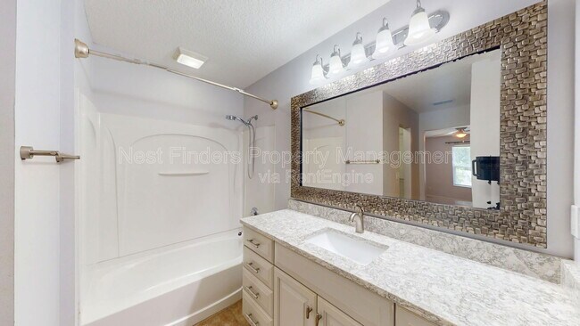 Building Photo - 13290 Pacemaker Dr