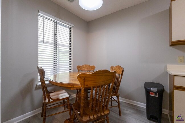 Building Photo - 135 Sussex Dr