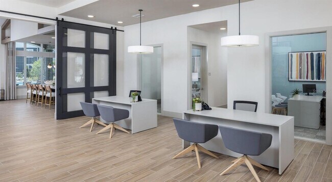 Building Photo - 3110 Gowan Dr