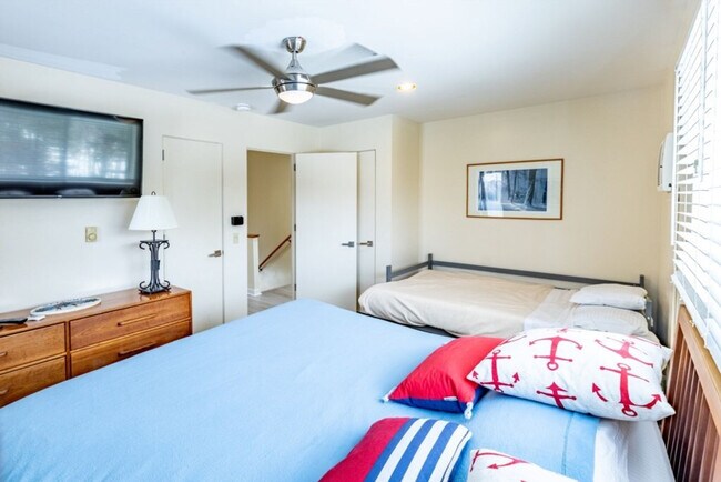 Building Photo - 4323 VT-108