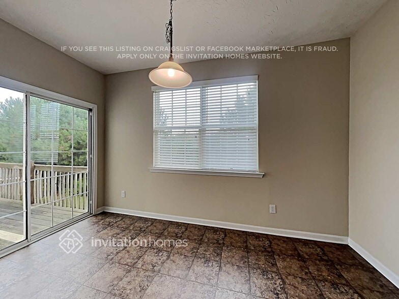 Building Photo - 2678 Dayview Ln