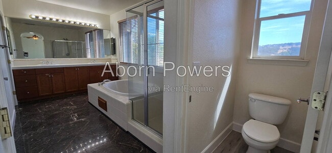 Building Photo - 4100 Borders Dr
