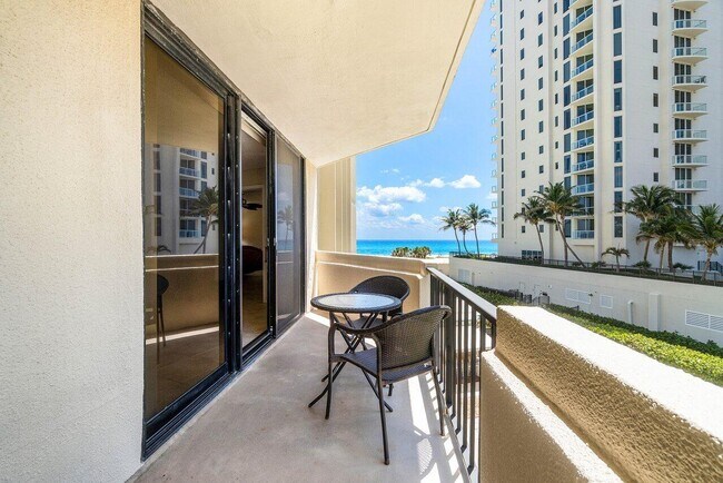 Building Photo - 2800 N Ocean Dr