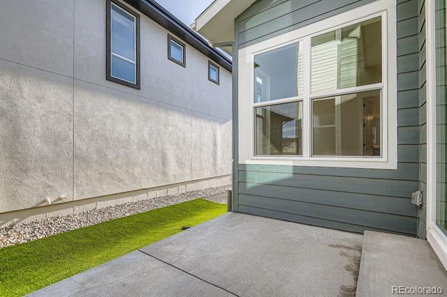 Building Photo - 9598 Wolf Valley Dr.