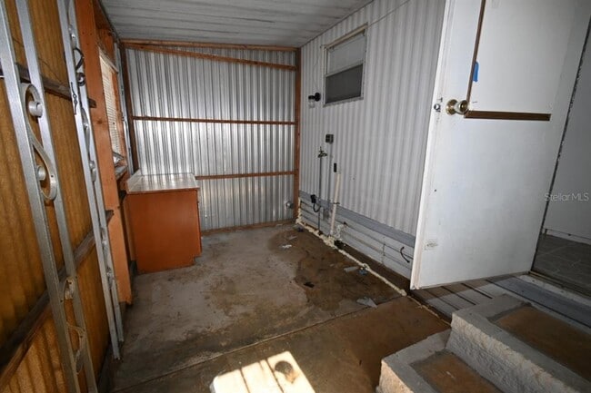 Building Photo - 34898 Fraser St