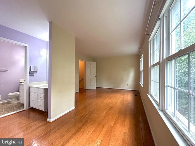 Building Photo - 5127 Kenside Ct