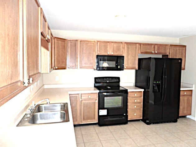 Building Photo - 322 Brookview Dr