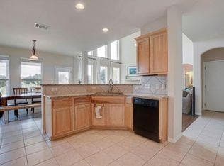 Building Photo - 15713 Fisher Island Dr