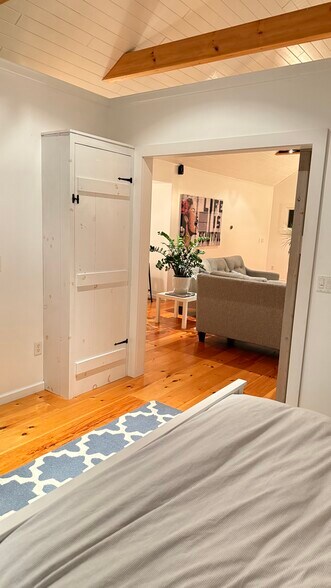 Building Photo - 33 Conant Valley Rd