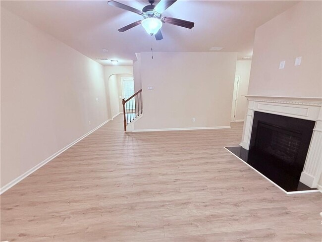 Building Photo - 3282 Brockenhurst Dr