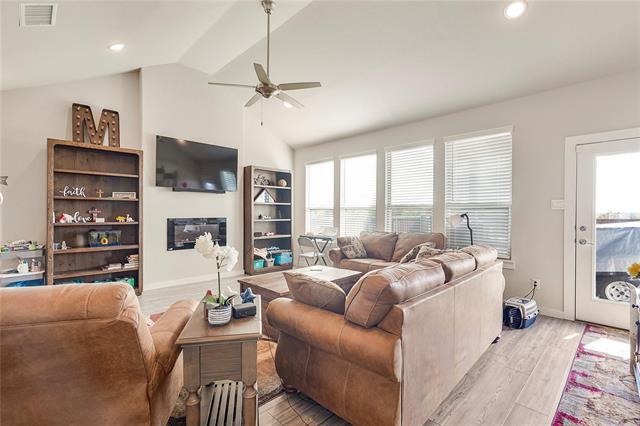 Building Photo - 2513 Peoria Dr