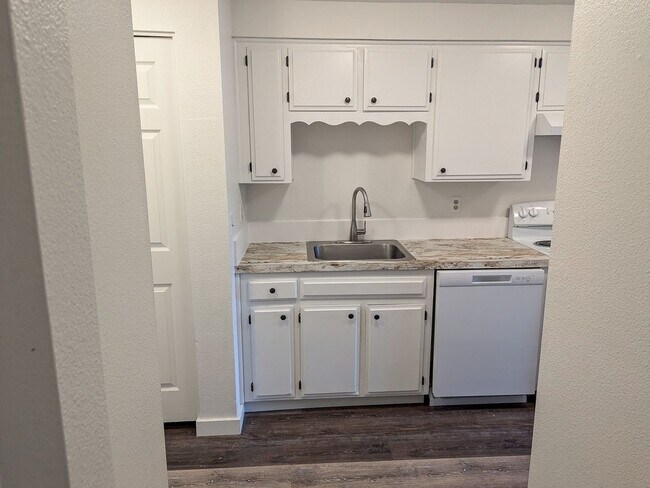 Building Photo - ARABIAN1188-1192