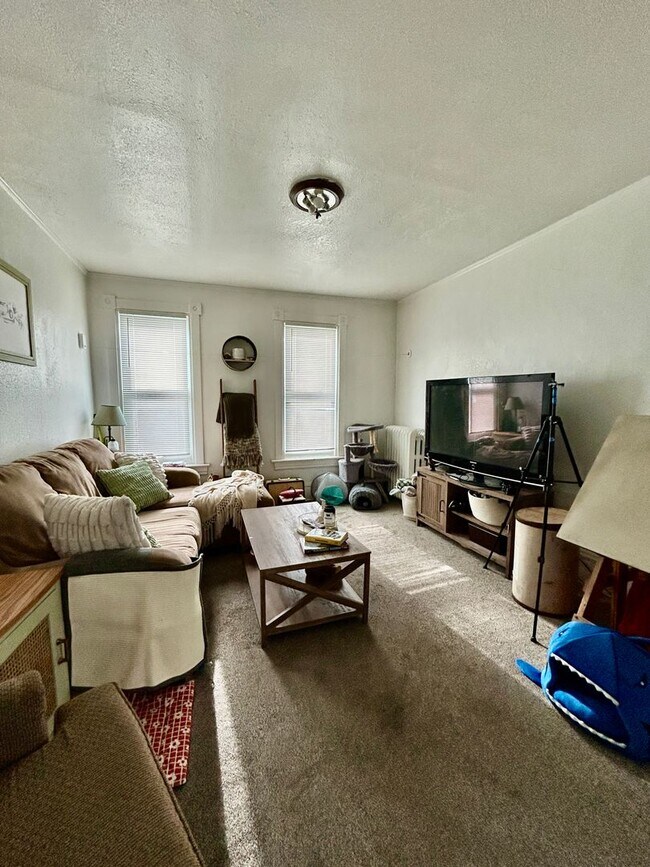 Building Photo - 6209 Raleigh St