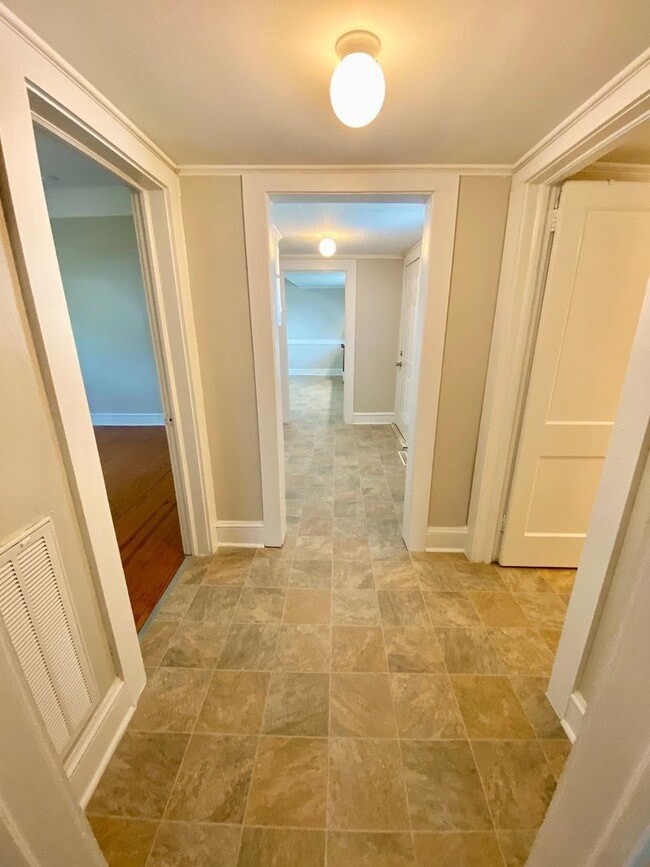 Building Photo - Spacious 2 Bedroom 1 Bathroom House, Just Blocks from Downtown Kannapolis and New Baseball Stadium