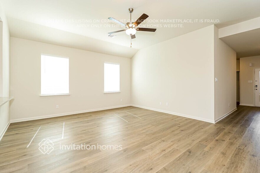 Building Photo - 10020 Pilot Pl