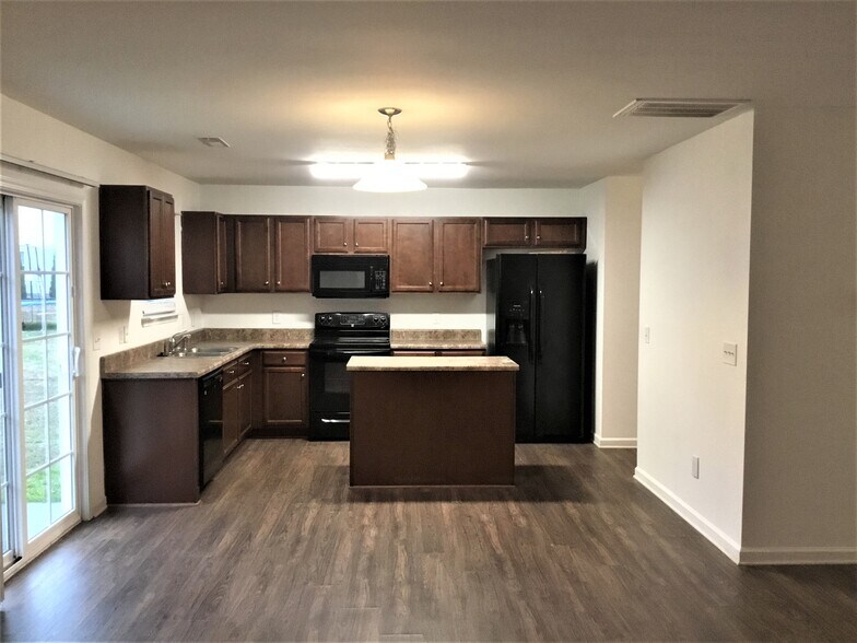 Building Photo - 133 Mount Olivet Dr