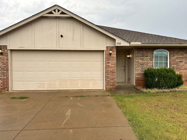 Building Photo - 3 Bed, 2 Bath Home for Rent in Piedmont