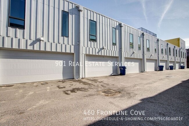 Building Photo - 460 Frontline Cove