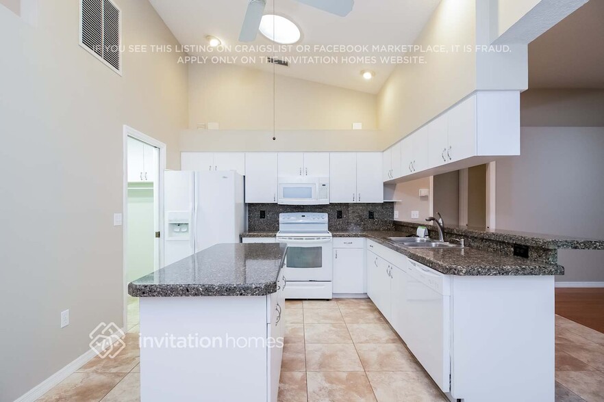 Building Photo - 4439 Diamond Cir W