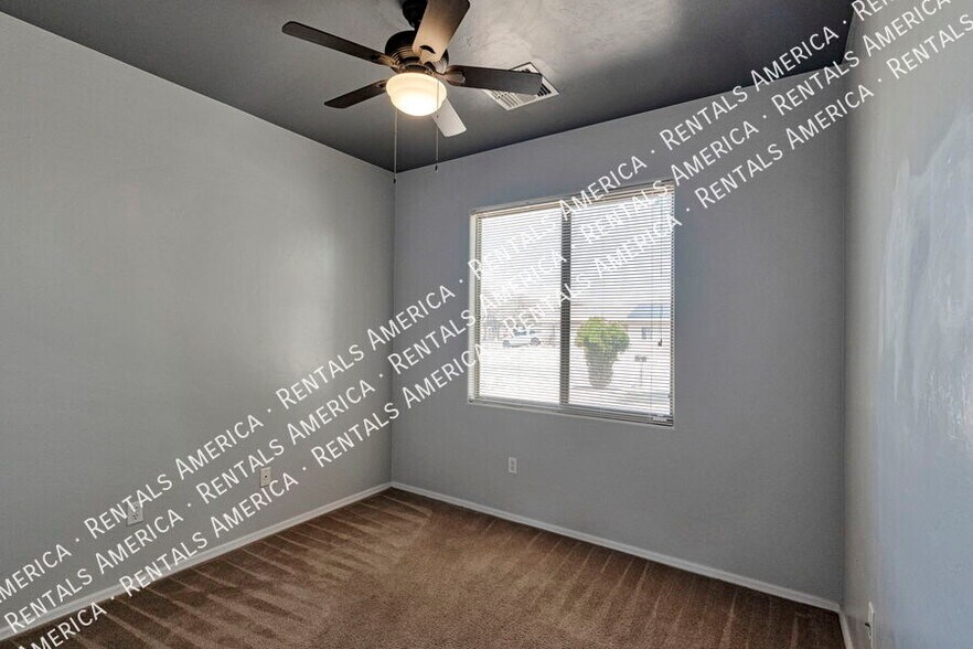 Building Photo - 6722 S Averroes Rd