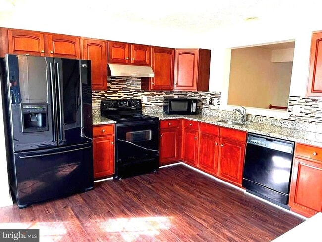 Building Photo - 3269 Halcyon Ct