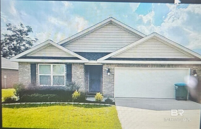 Primary Photo - 34421 Paisley Ave