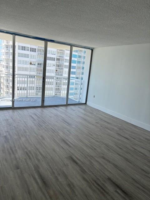 Building Photo - 18071 Biscayne Blvd