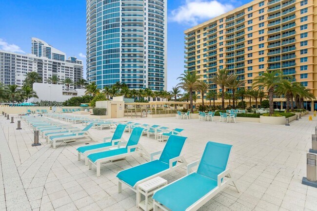 Building Photo - 2501 S Ocean Dr