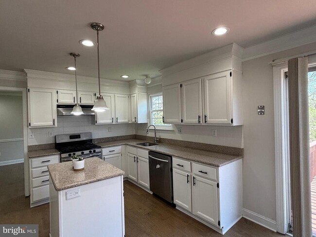 Building Photo - 34 Ironwood Dr