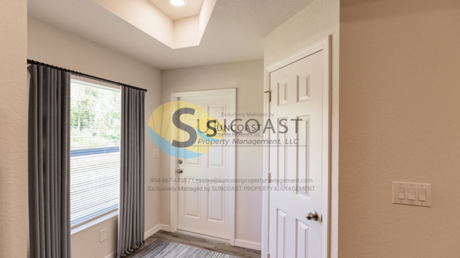 Building Photo - Breath-Taking 2-Bedroom, 2-Bathroom Unit w...