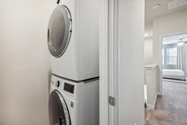 Building Photo - 7612 Mandela Bend