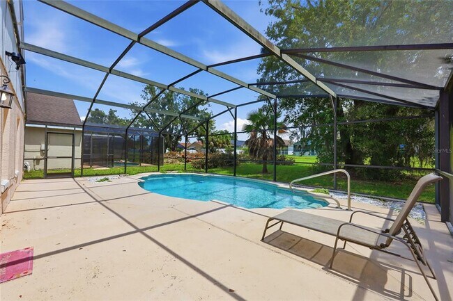 Building Photo - 2537 Chatham Cir