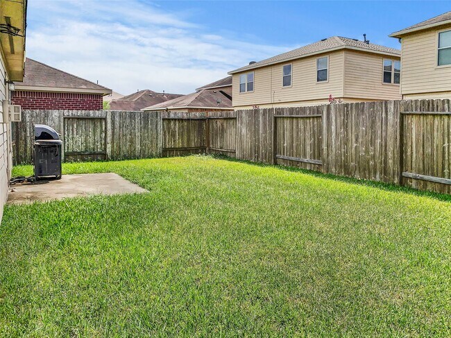 Primary Photo - 410 Hurstshire Bend