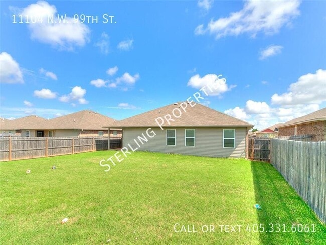 Building Photo - 11104 NW 99th St