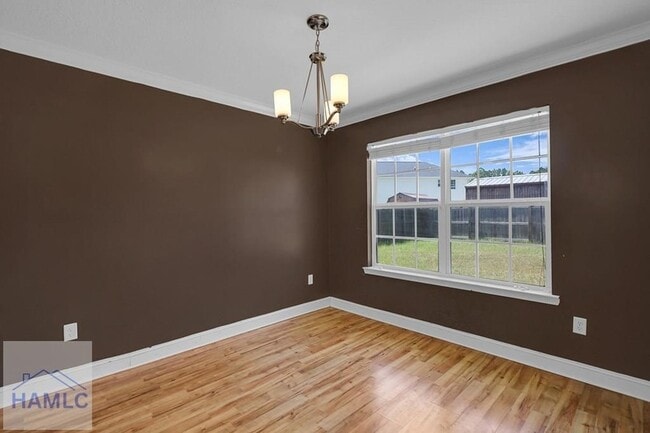 Building Photo - 721 Highgrove Ct