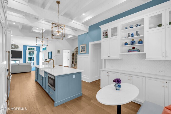 Building Photo - 15 West St