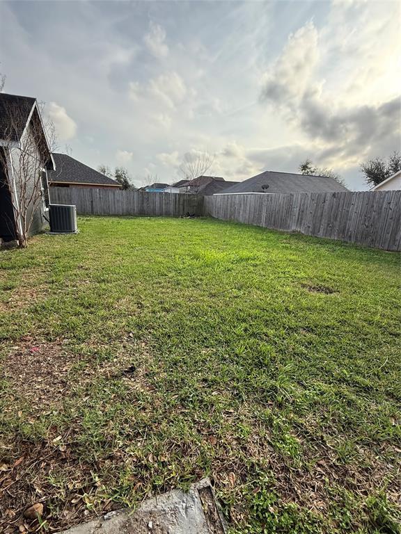 Building Photo - 15002 Jerek Dr