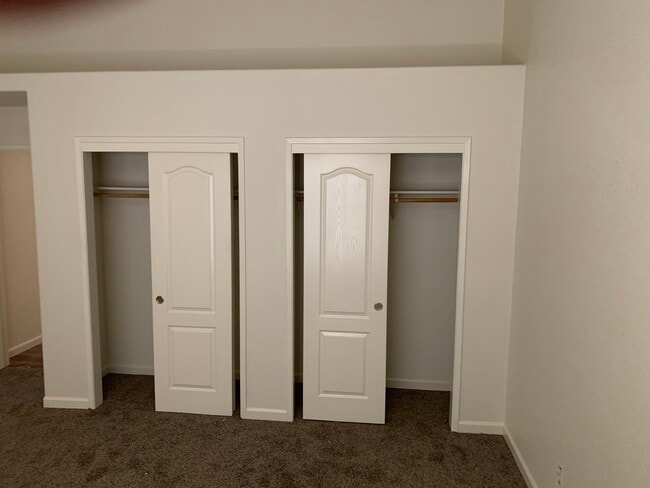 Building Photo - 1615 Great Basin Dr