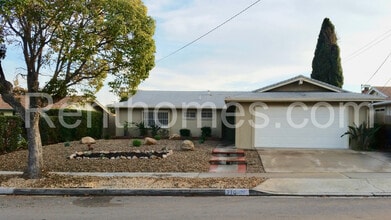 Building Photo - 310 E Moss St