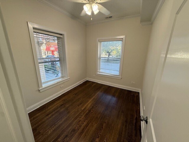 Building Photo - 1307 W Morse Ave