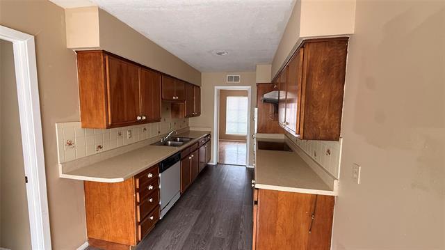 Building Photo - 4422 Clemson Dr