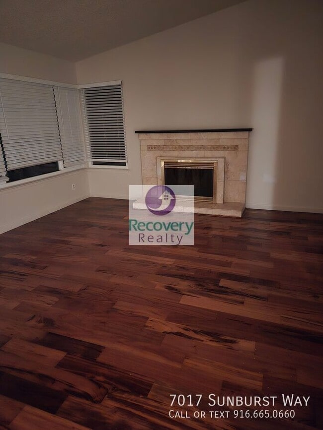 Building Photo - 7017 Sunburst Way