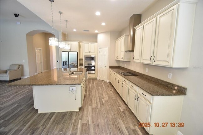 Building Photo - 13807 Moonstone Canyon Dr