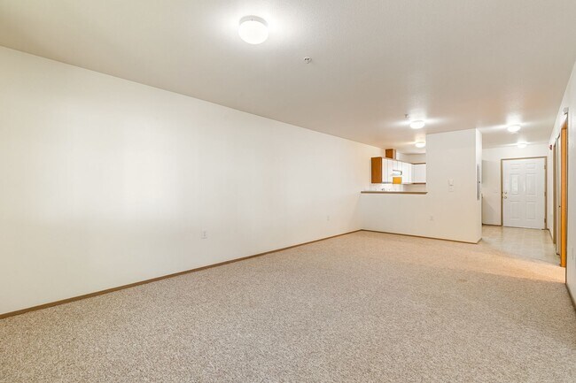 Building Photo - Sehome View Apartments – Timeless Comfort ...